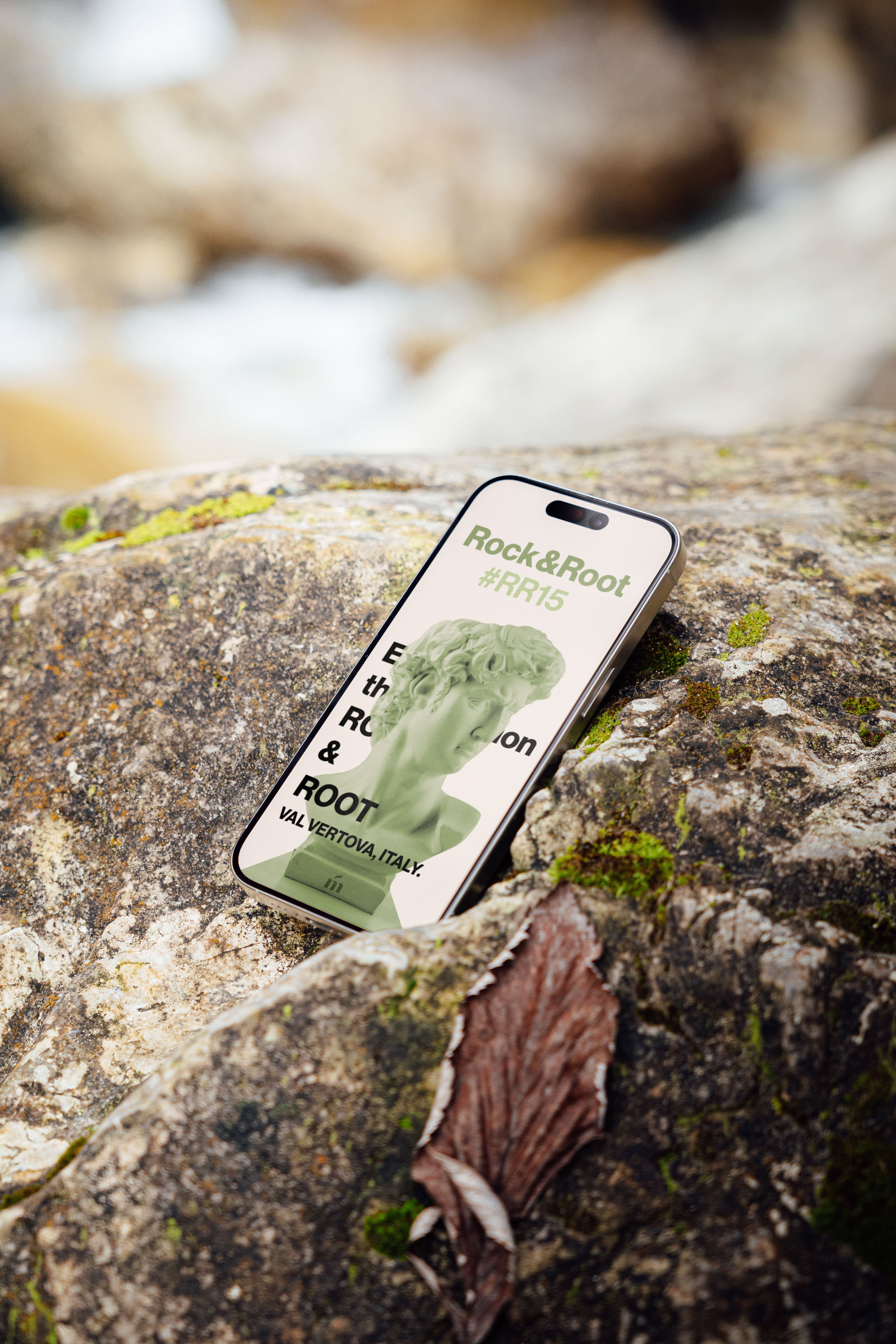 RR15_iPhone 15