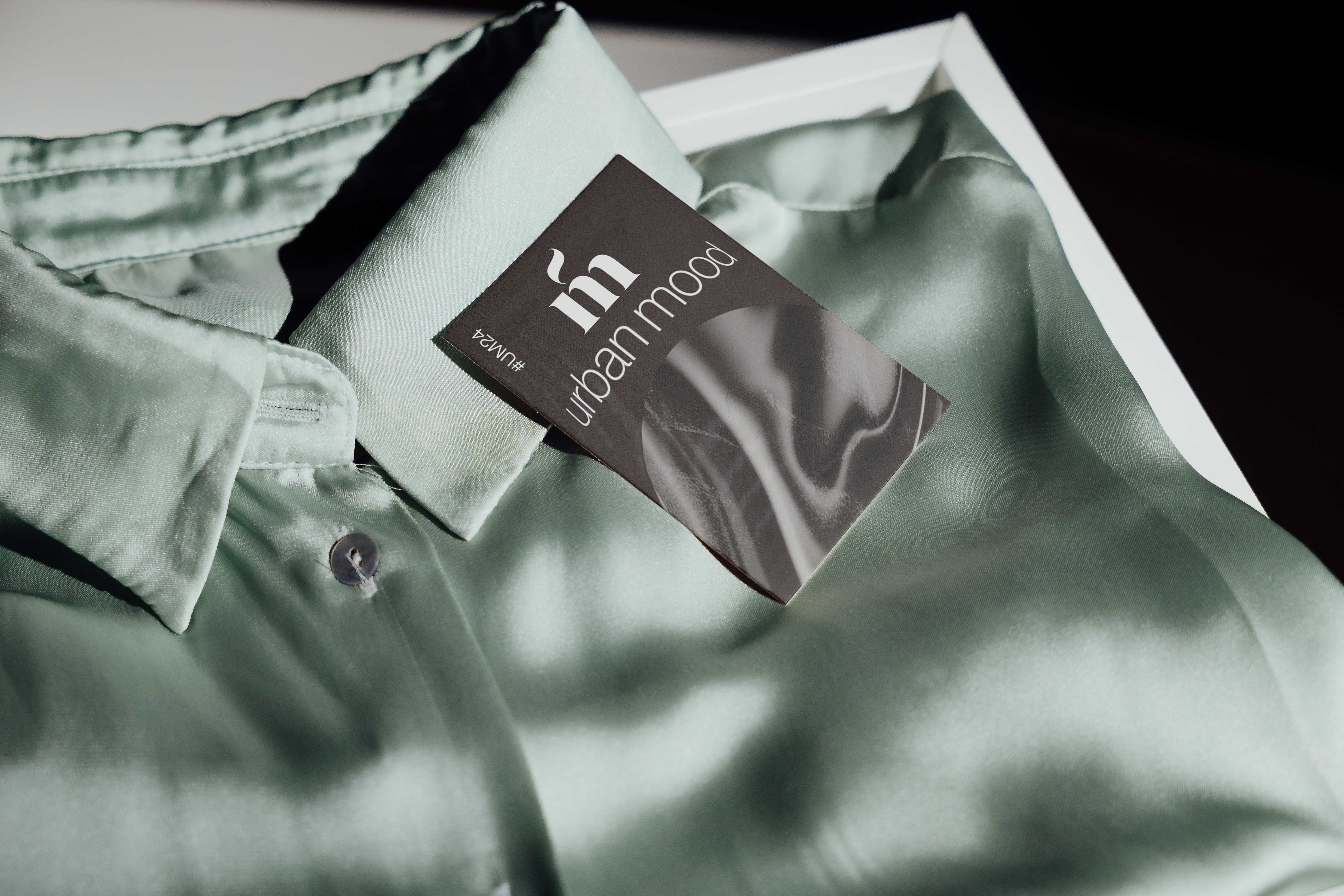 UM24_Business Card